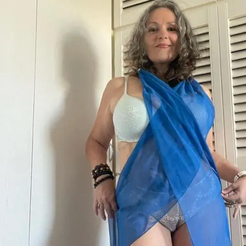 linatastischhh image 0